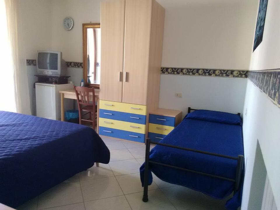 Bed and Breakfast Al Centro Fondi Zewnętrze zdjęcie