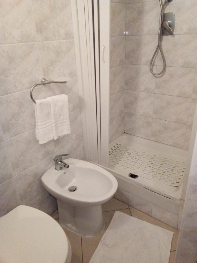 Bed and Breakfast Al Centro Fondi Zewnętrze zdjęcie